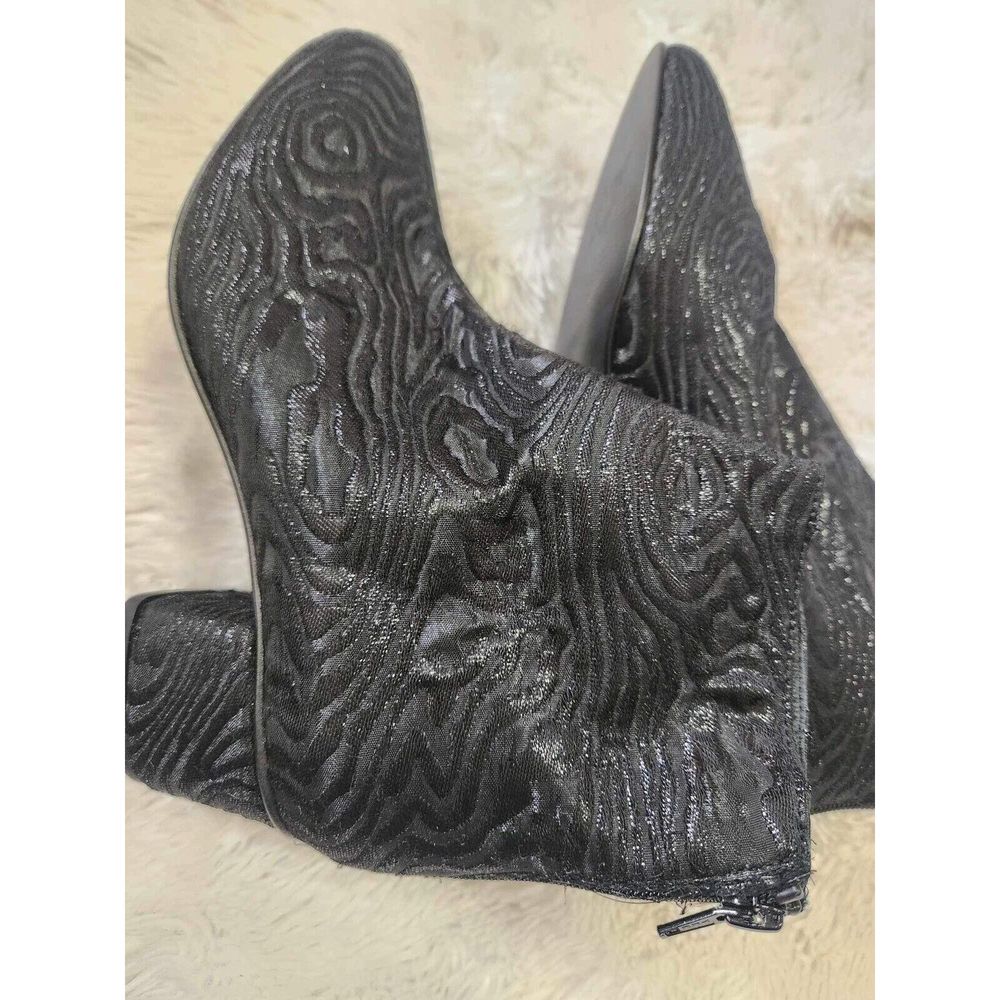 Anthropologie Joyeux Textured Ankle Boot Size 38EU. Sho5 - Picture 5 of 10